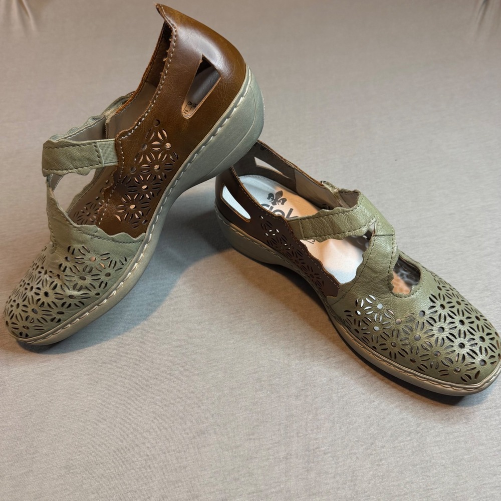 Rieker Doris G4 Green Brown‎ Leather Laser Cut Mary Jane Shoes Womens 36 EU 6 US